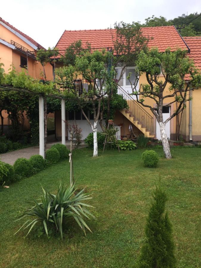 Apartman Lili Τσέτινιε Εξωτερικό φωτογραφία